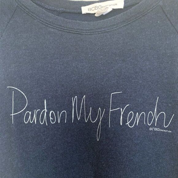 BCBG generation Graphic Raglan Sweatshirt - Picture 4 of 7